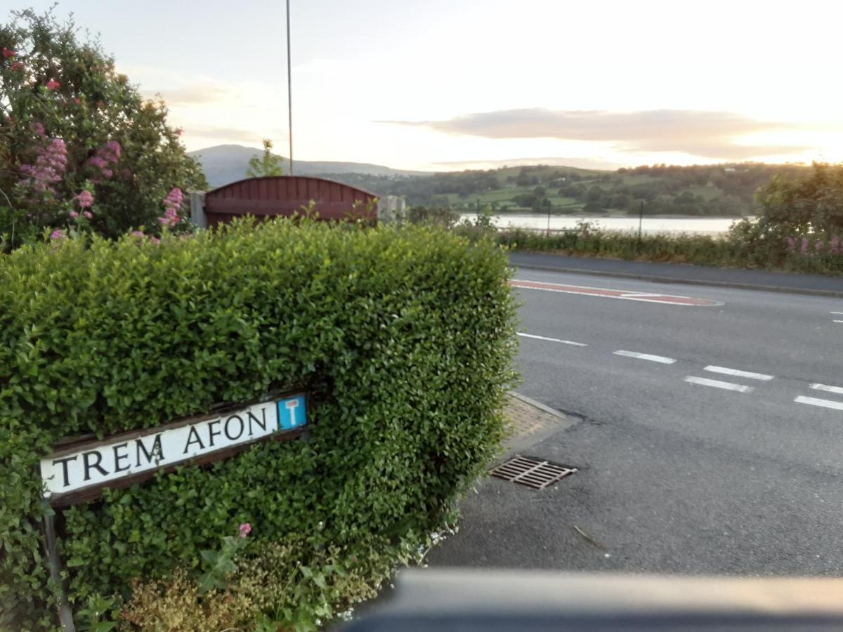 3-Bed Bungalow Near Conwy Valley Close To Castle Colwyn Bay Exterior photo